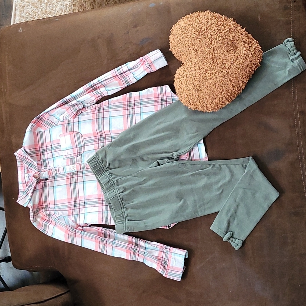 Carter's girls top and leggings pair 8T